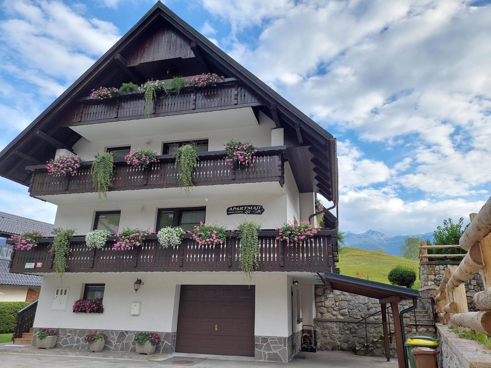 Apartmaji Vesna Lägenhet Bohinj Exteriör bild